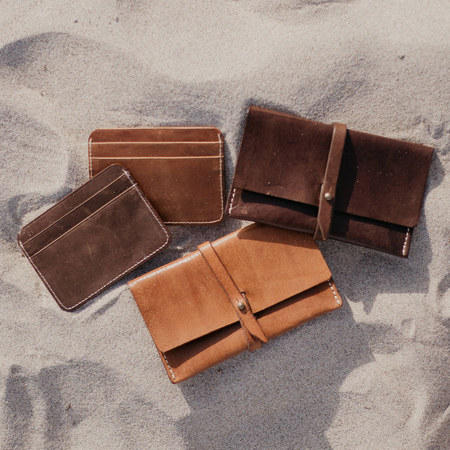 Small Leather Pocket Wallet by Made by Minga