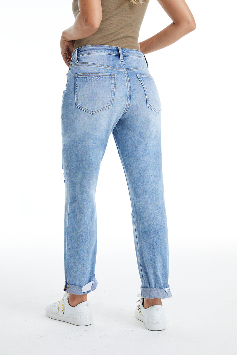 HIGH RISE MOM JEANS BYM3053 MB by Bayeas