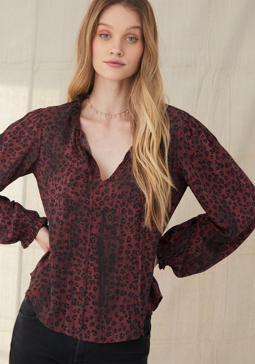 Bella Dahl - Pullover Ruffle Neck Top - Wildberry Leopard Print by Maho