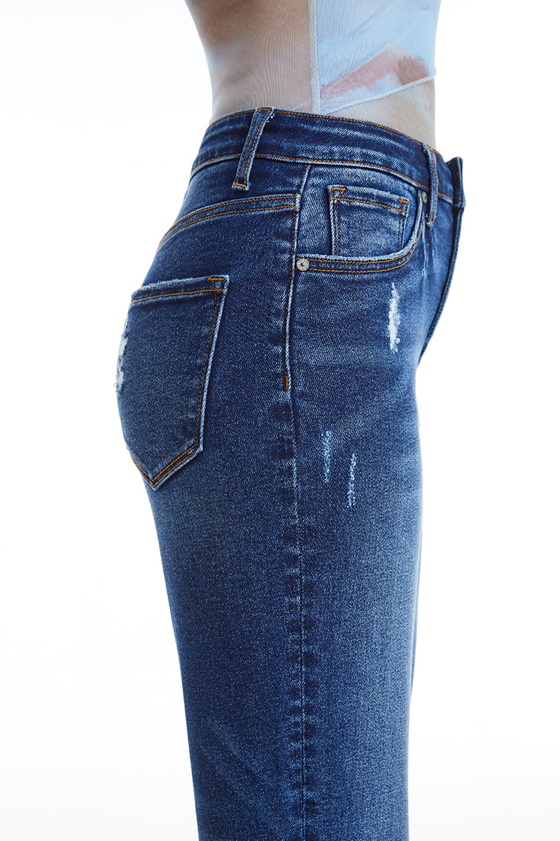 HIGH RISE LOOSE TAPERED MOM JEAN BYM3055 BLUEBELL by Bayeas