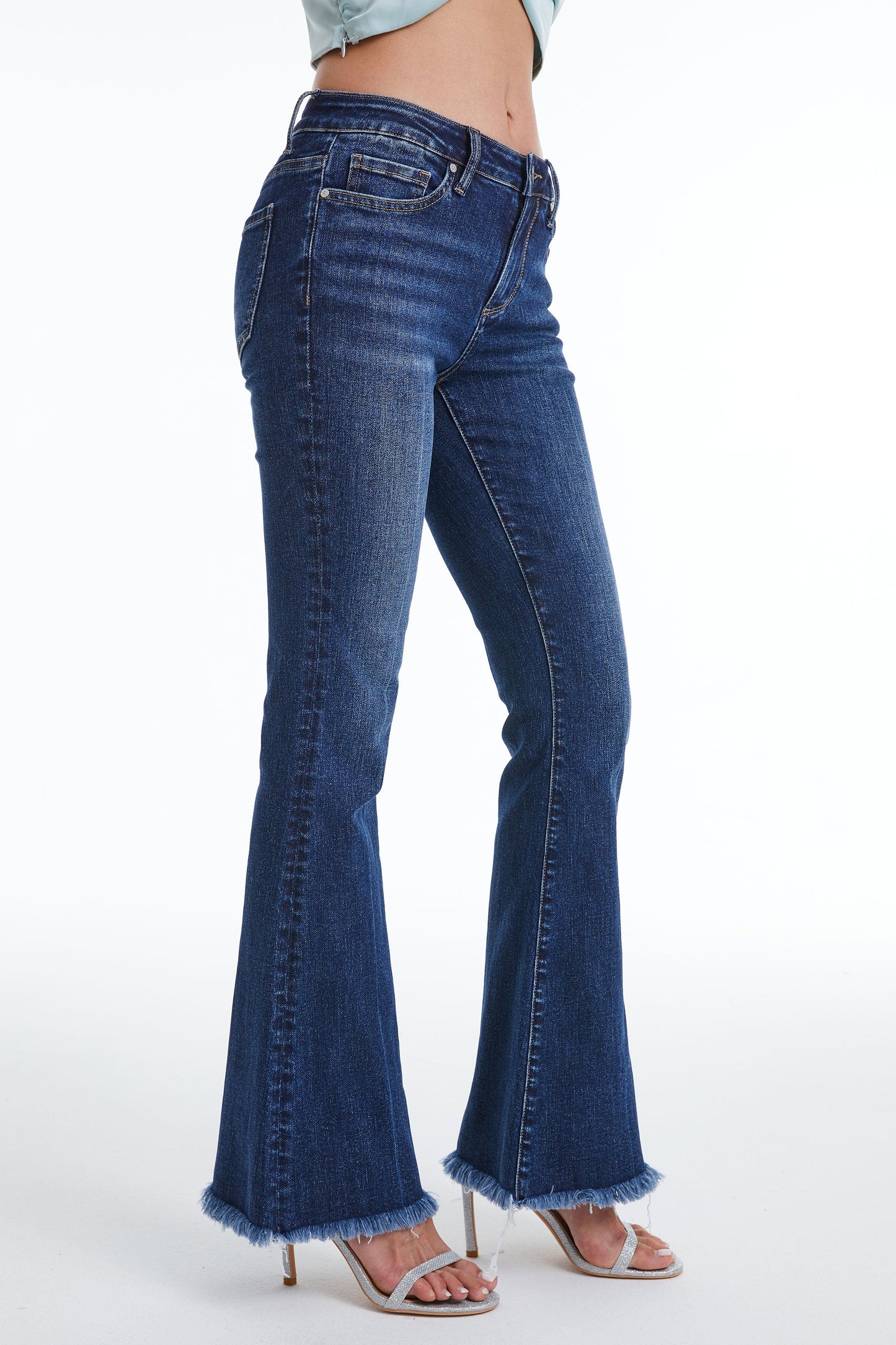 HIGH RISE FLARE JEANS WITH FRAYED HEM BYF1119 by Bayeas