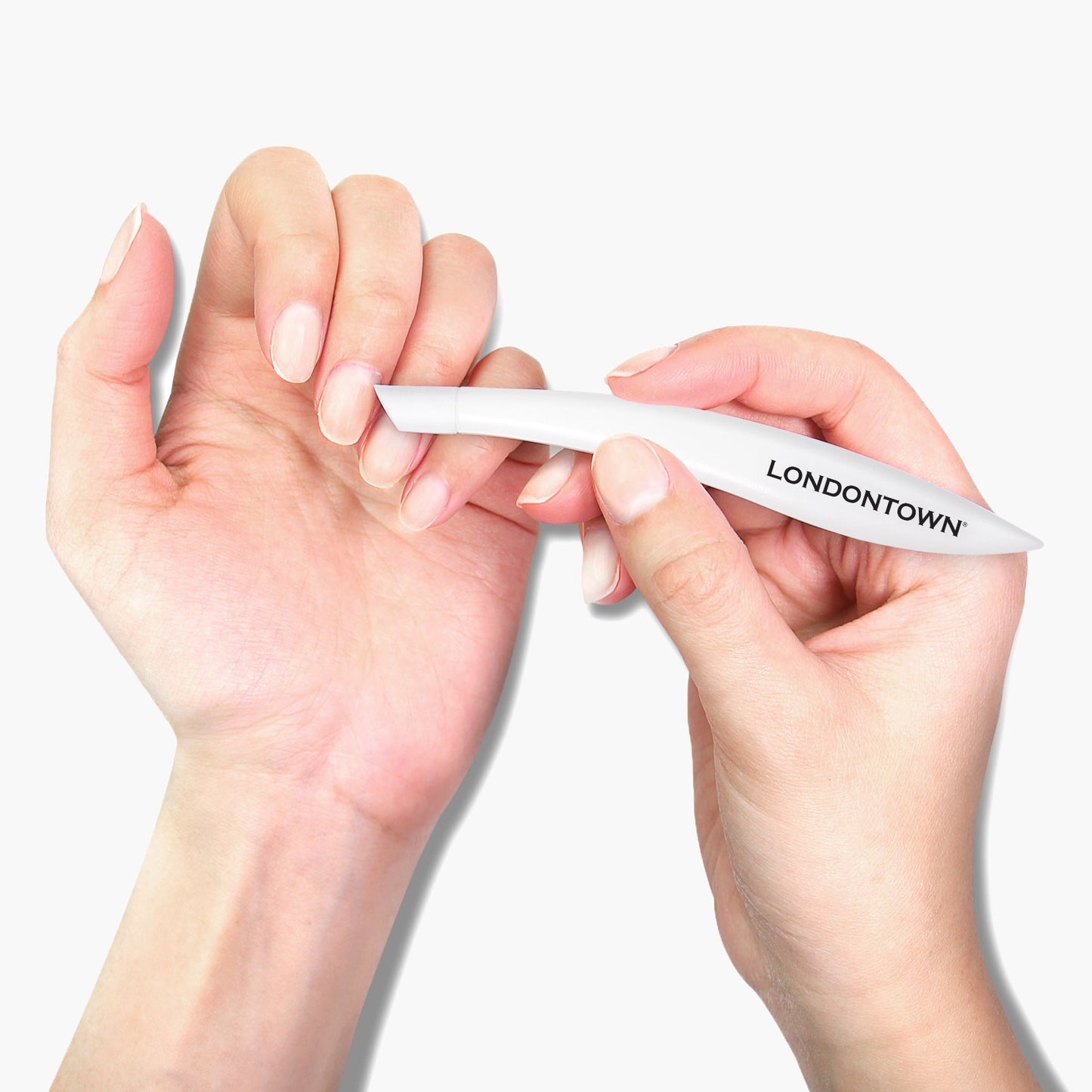 Cuticle Pusher by LONDONTOWN