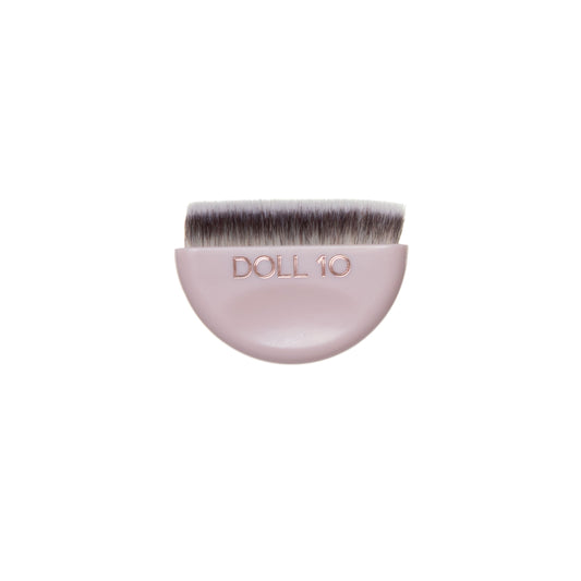 brush used to apply brow powder to hairline