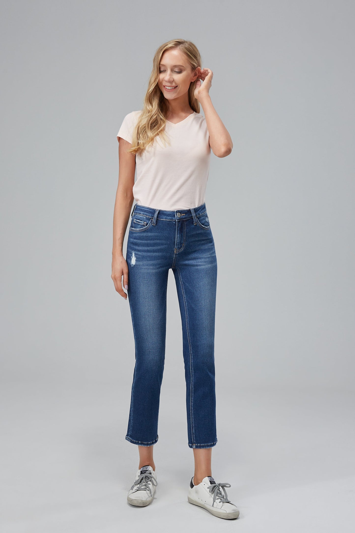 MID RISE STRAIGHT LEG JEANS BYT5021 by Bayeas