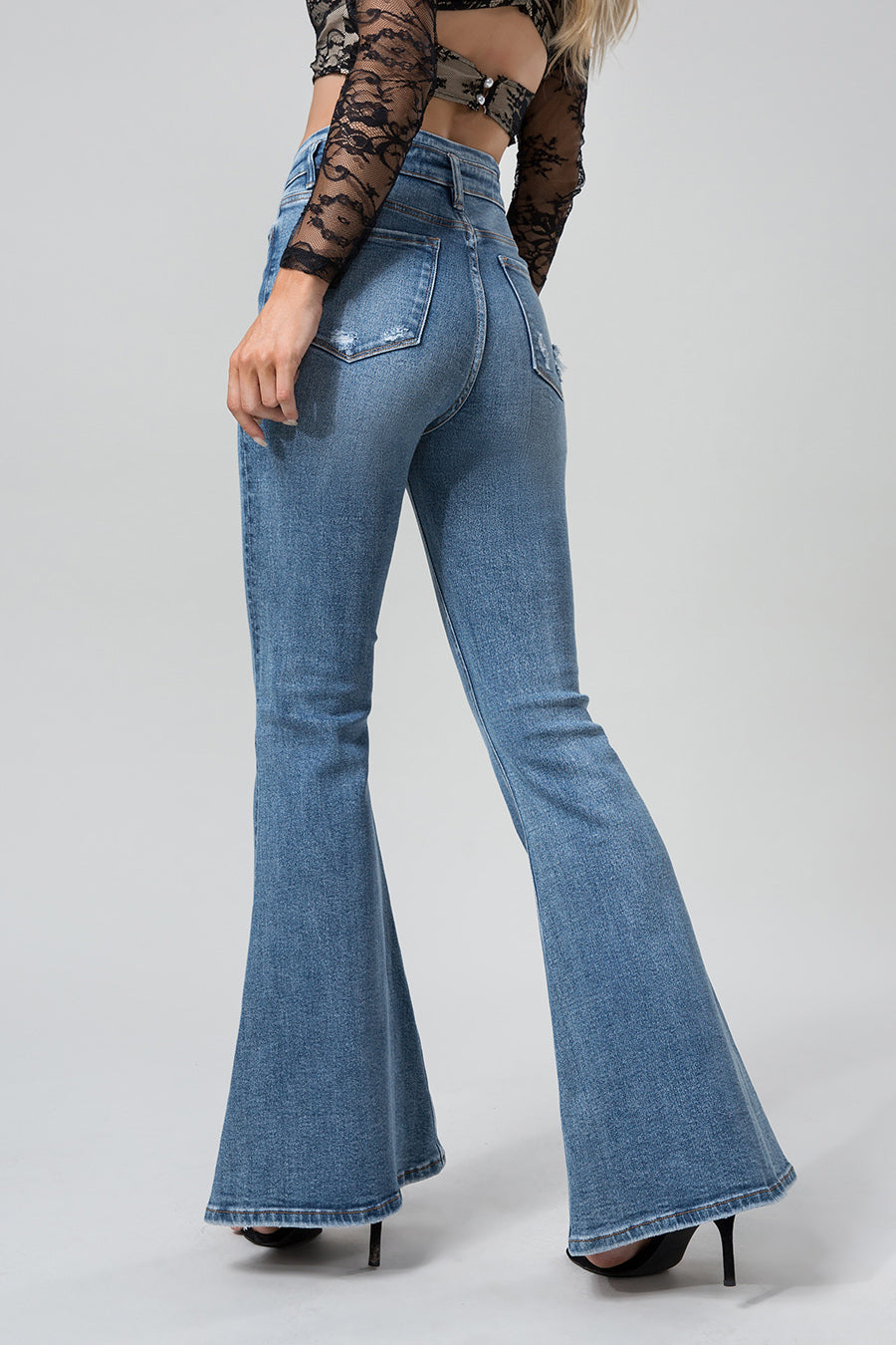 HIGH RISE FLARE JEANS BYF1015L by Bayeas