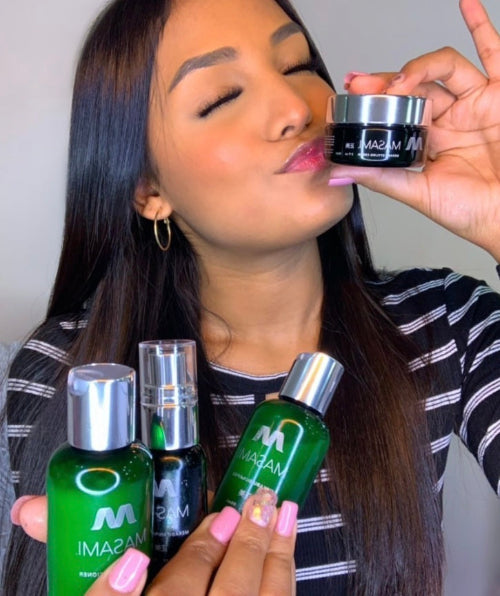 MASAMI Mekabu Travel Kit Long Hair model