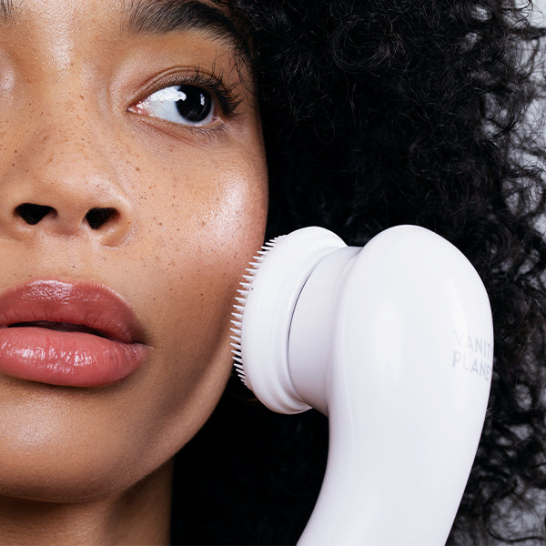 Silicone Brush | Ultimate Skin Spa & Raedia by Vanity Planet