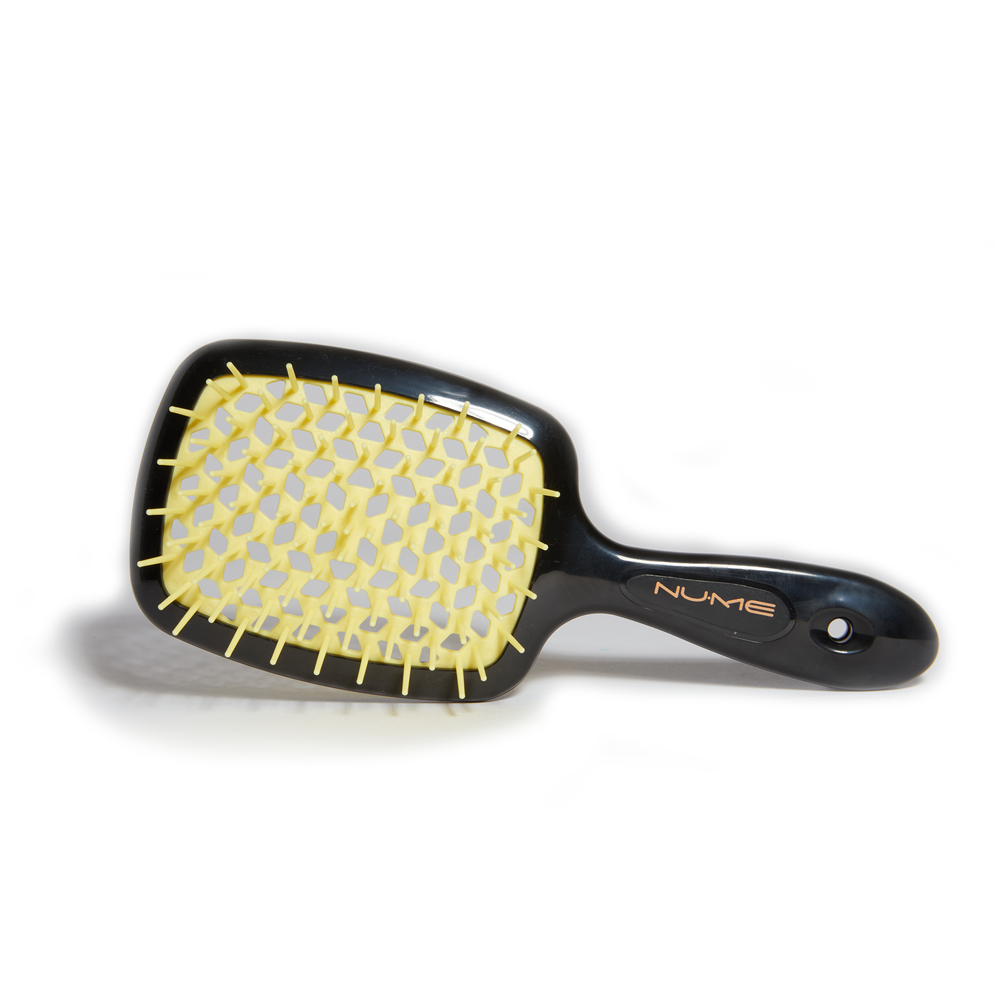 NuMe Scalp Massage Brush