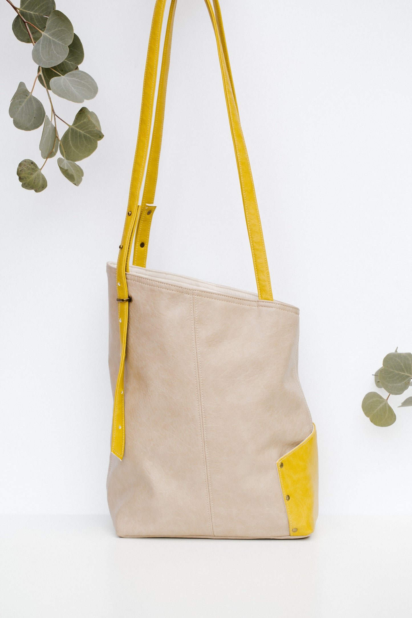 OVERCOMER tote bag | ECRU by Carry Courage