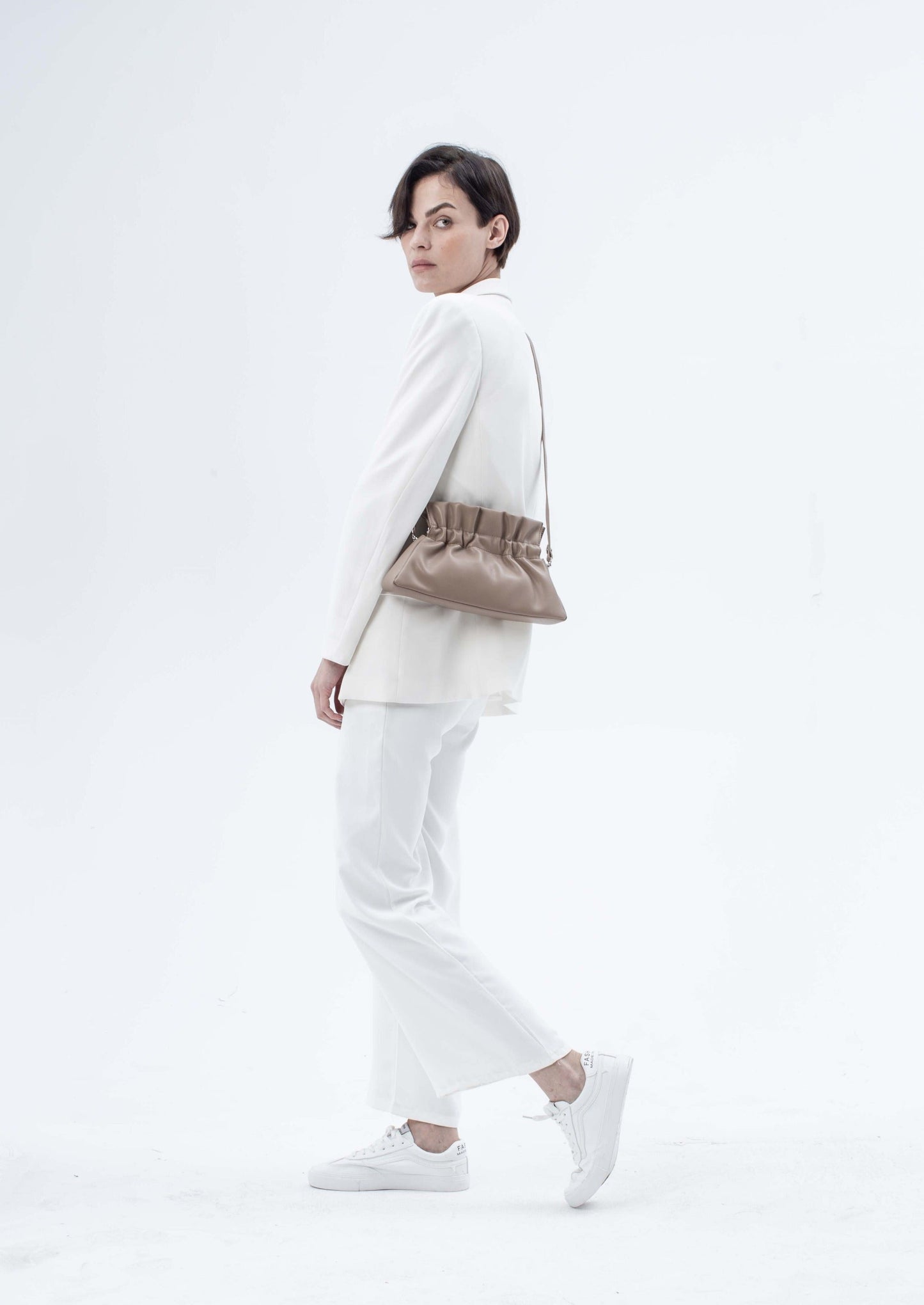 Mila Bag in Smooth Leather, Coffee by Bob Oré