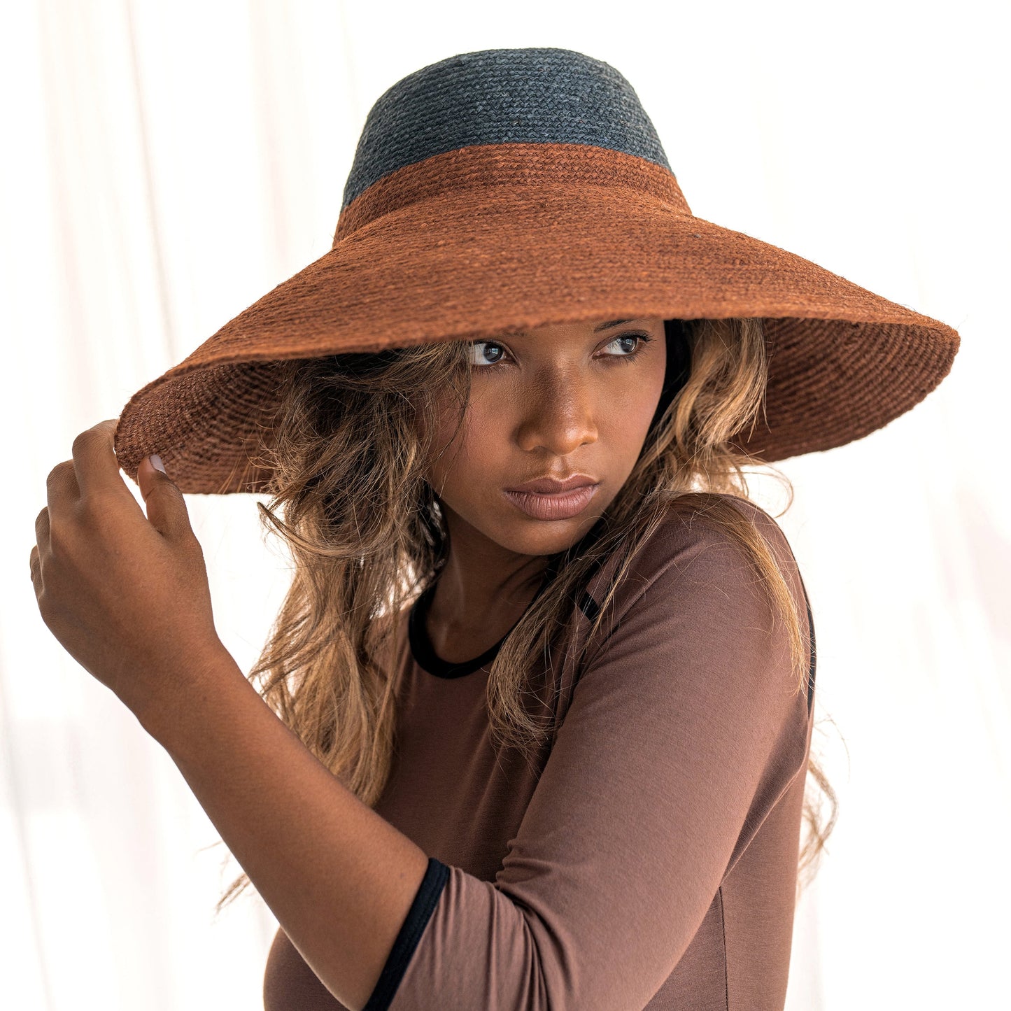 RIRI DUO Jute Straw Hat in Burnt Sienna & Black by BrunnaCo