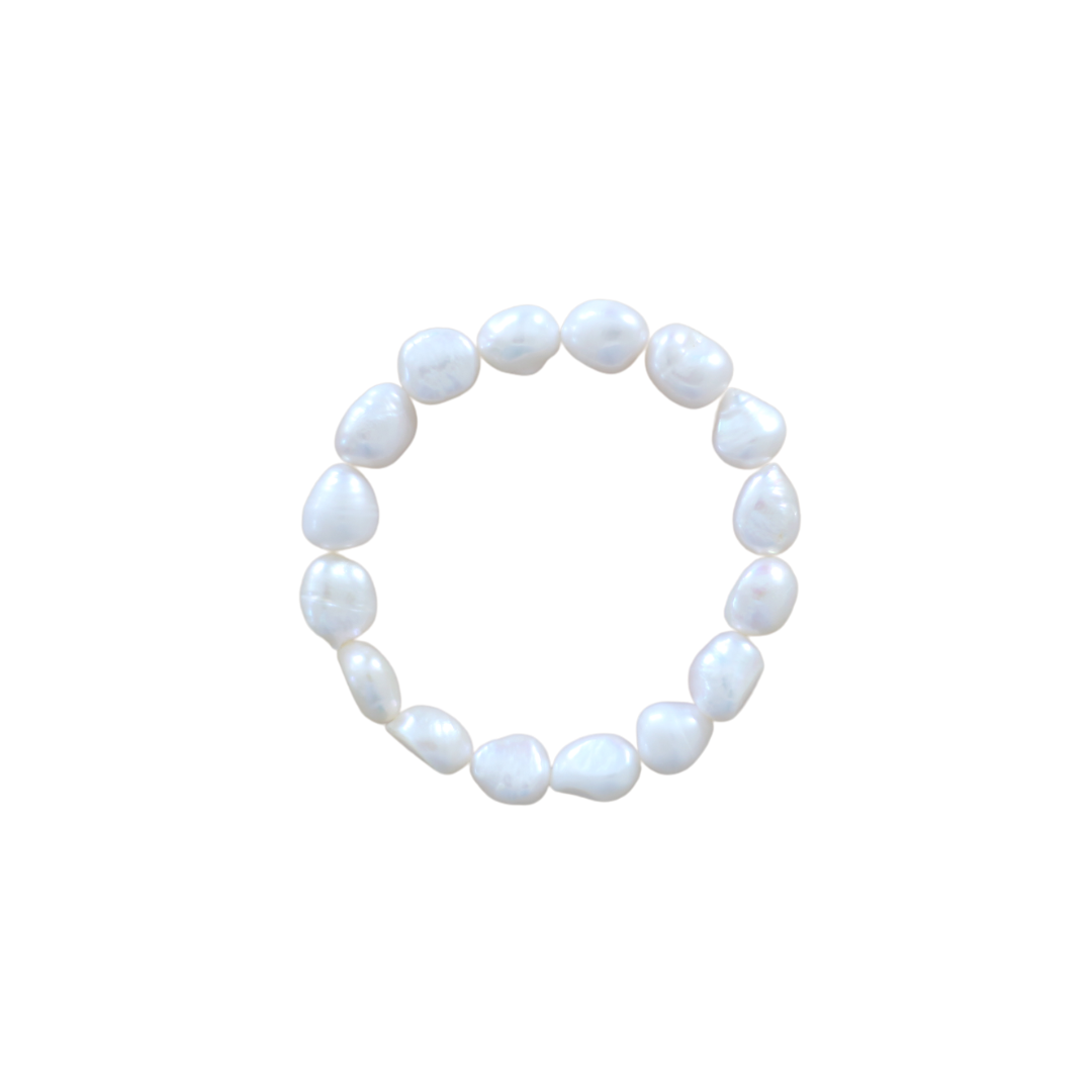 Chunky Pearl Bracelet by Urth and Sea