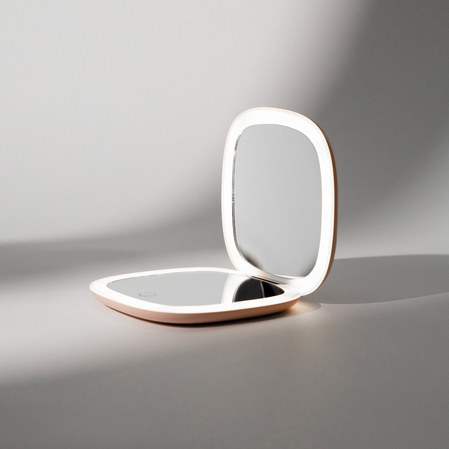 Moda | LED Compact Mirror by Vanity Planet