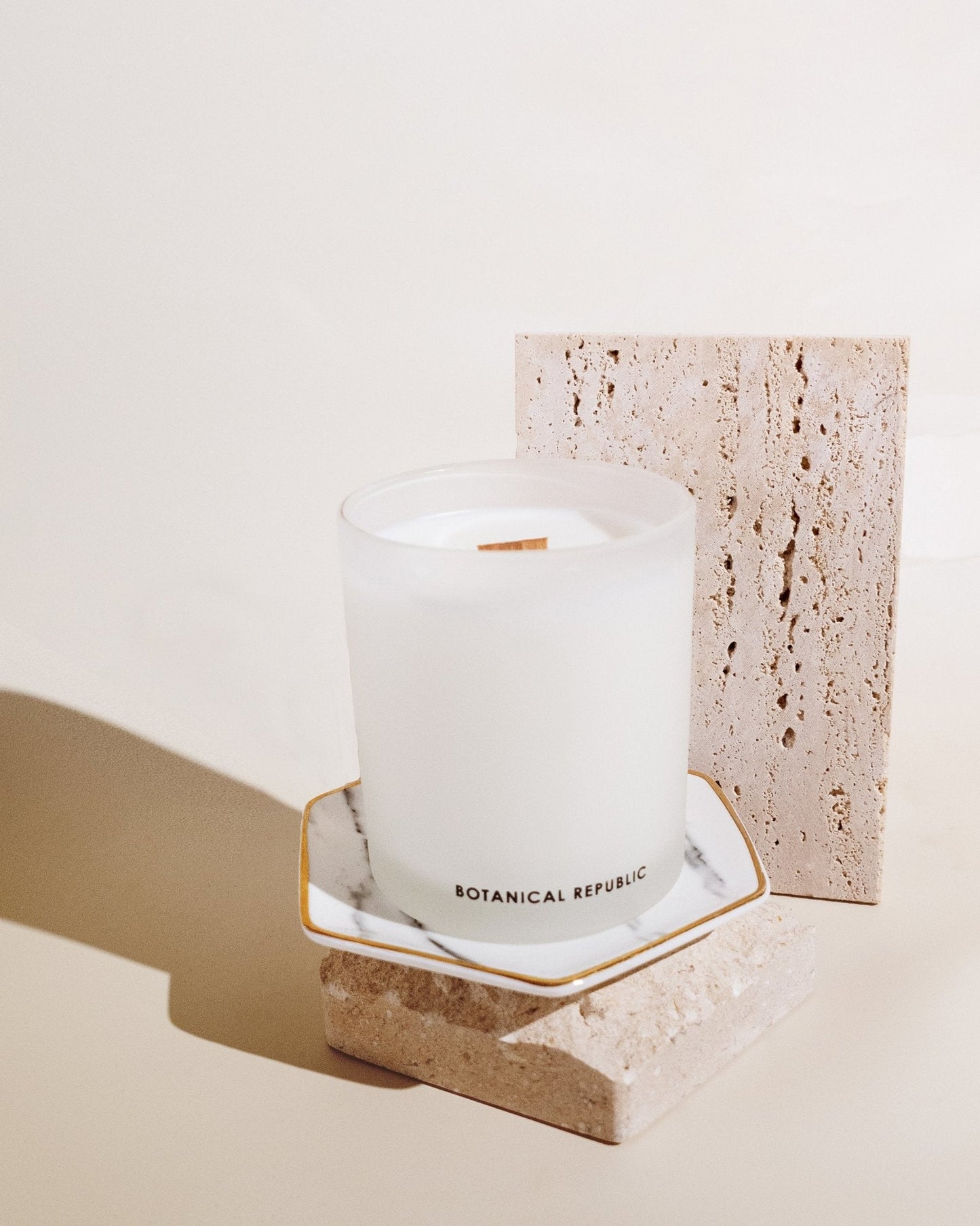 Comfort Aromatic Candle by Botanical Republic