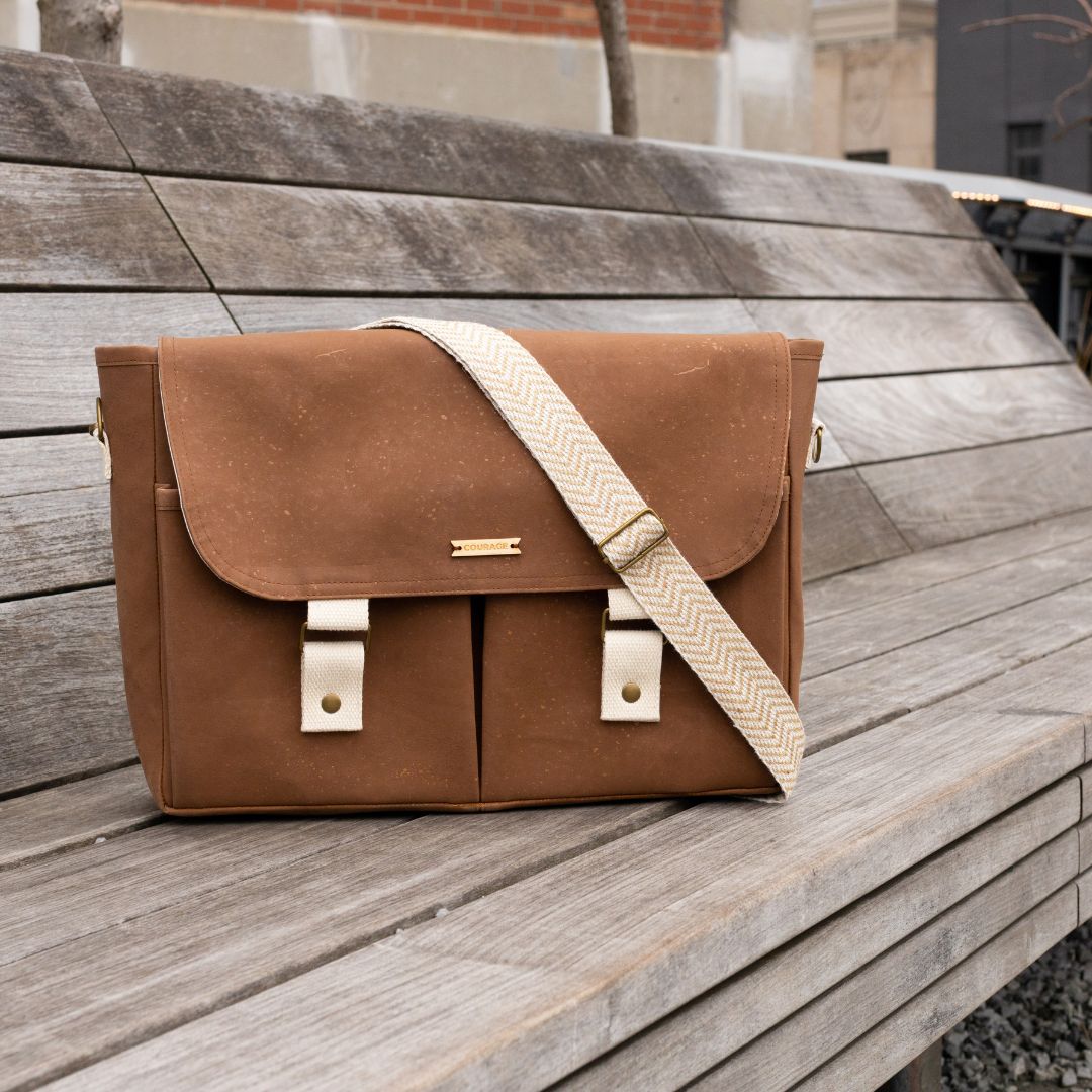 NOMAD messenger bag | SEPIA by Carry Courage